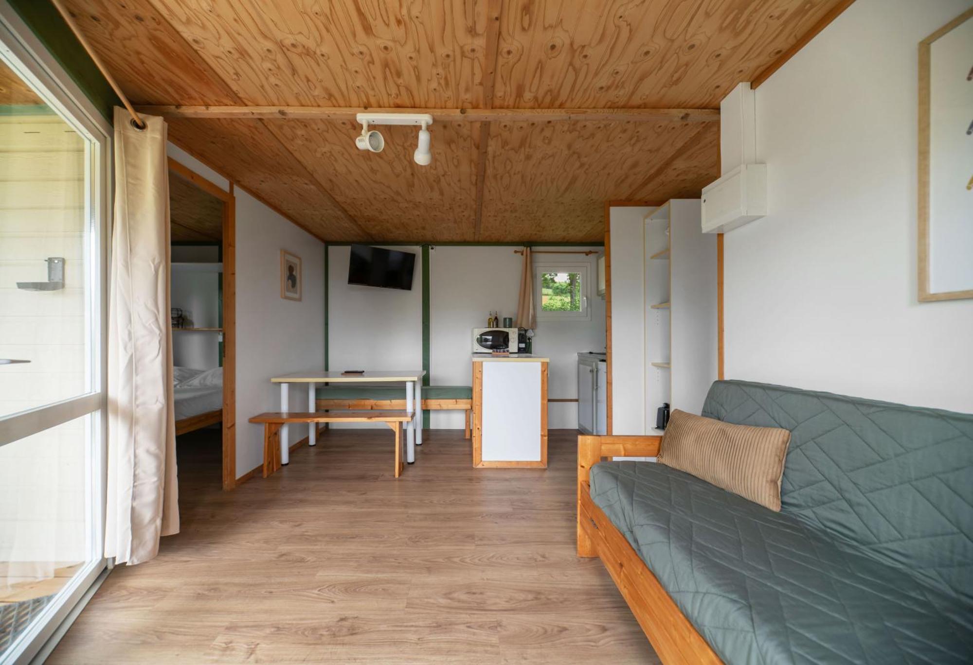 Camping Le Mont Libre - Cottage & Espace Nature - Gannat Dış mekan fotoğraf
