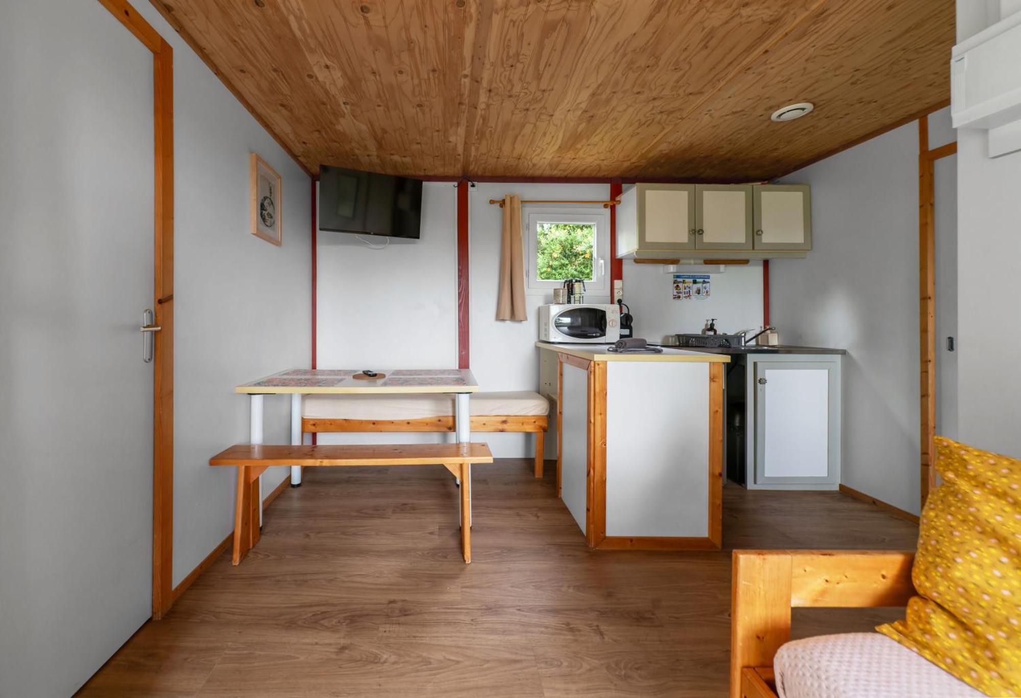 Camping Le Mont Libre - Cottage & Espace Nature - Gannat Dış mekan fotoğraf