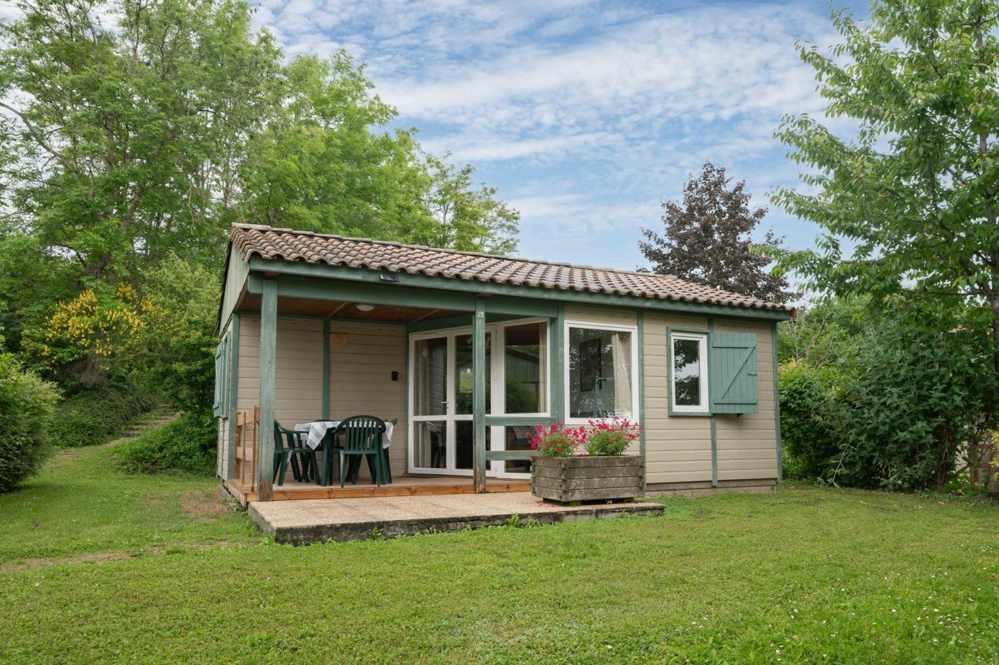Camping Le Mont Libre - Cottage & Espace Nature - Gannat Dış mekan fotoğraf