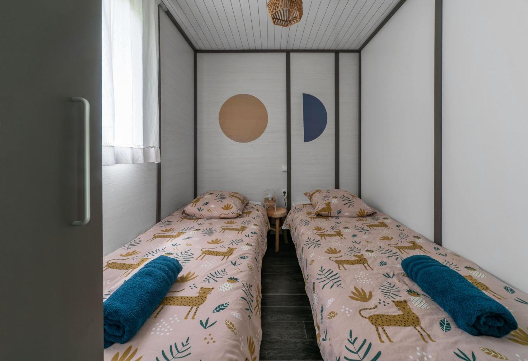 Camping Le Mont Libre - Cottage & Espace Nature - Gannat Dış mekan fotoğraf